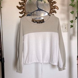 Two-toned long sleeve blouse